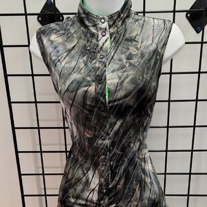 Jamie Sadock Sleeveless Button-Up Golf Top (S1)